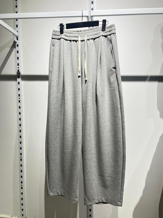Baggy sweatpants