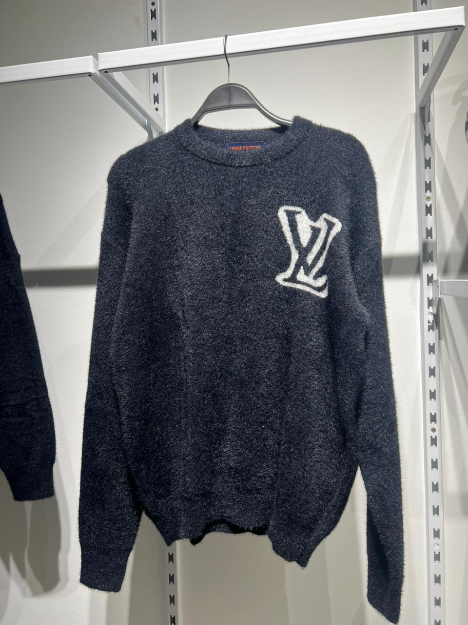 LV mohair